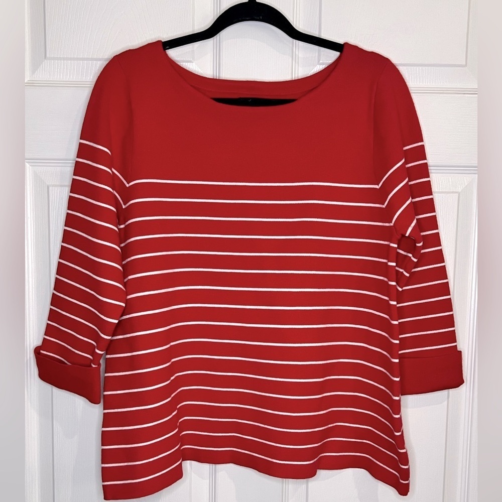 NWT - Tahari Women’s Red Boatneck Stripe 3/4 Sleeve Sweater - Size XL.